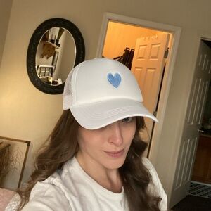 White Mesh Trucker Hat with Dainty Blue Embroidered Heart — OS